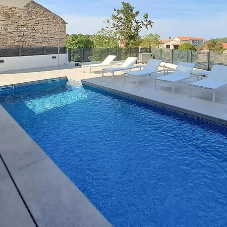 Gorgeous In Vikendica